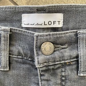 LOFT The Skinny Frayed Hem Jeans